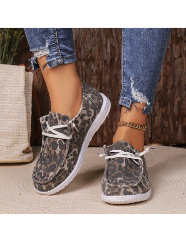 Women's Solid Color Canvas Shoes, Slip On Low-top Round Toe Flat Non-slip Lightweight Shoes, Versatile Comfy Shoes